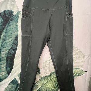 Apana workout leggings.